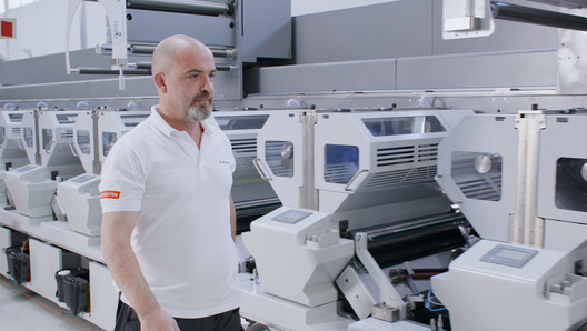 Discover short-run lidding production